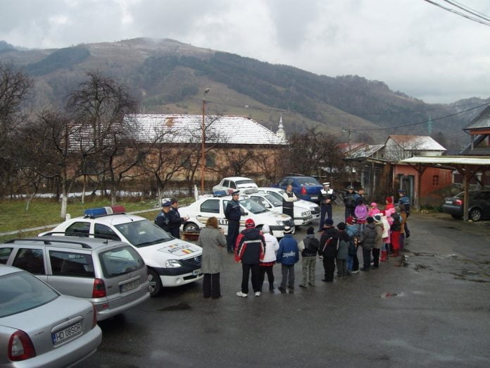 ARHIVA  politia petrila_1