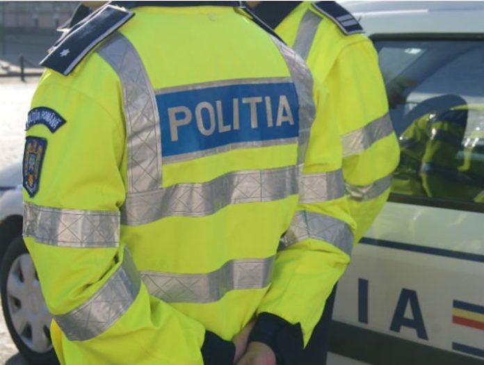 POLITIA4